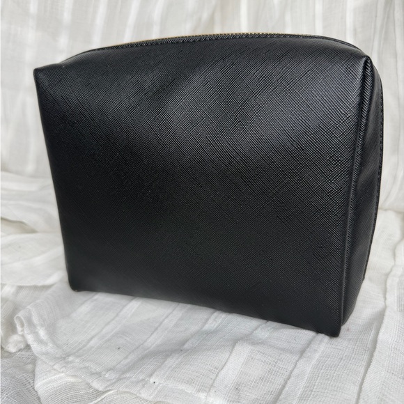 NWOT • OTM “Monaco” Cosmetic Bag - Picture 2 of 9